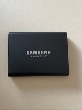 Samsung Portable SSD T5 Black